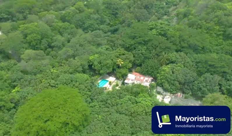 Finca ganadera de 6,5 ha en Santa Marta, Magdalena